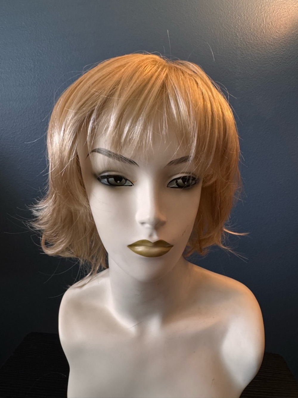 Allure Short Layered Wig in Light Blonde